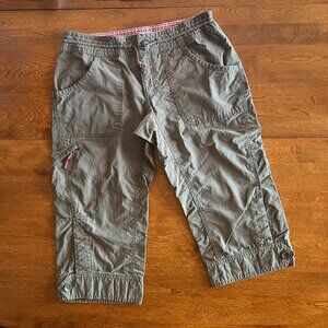 The North Face capri utility pants 6
